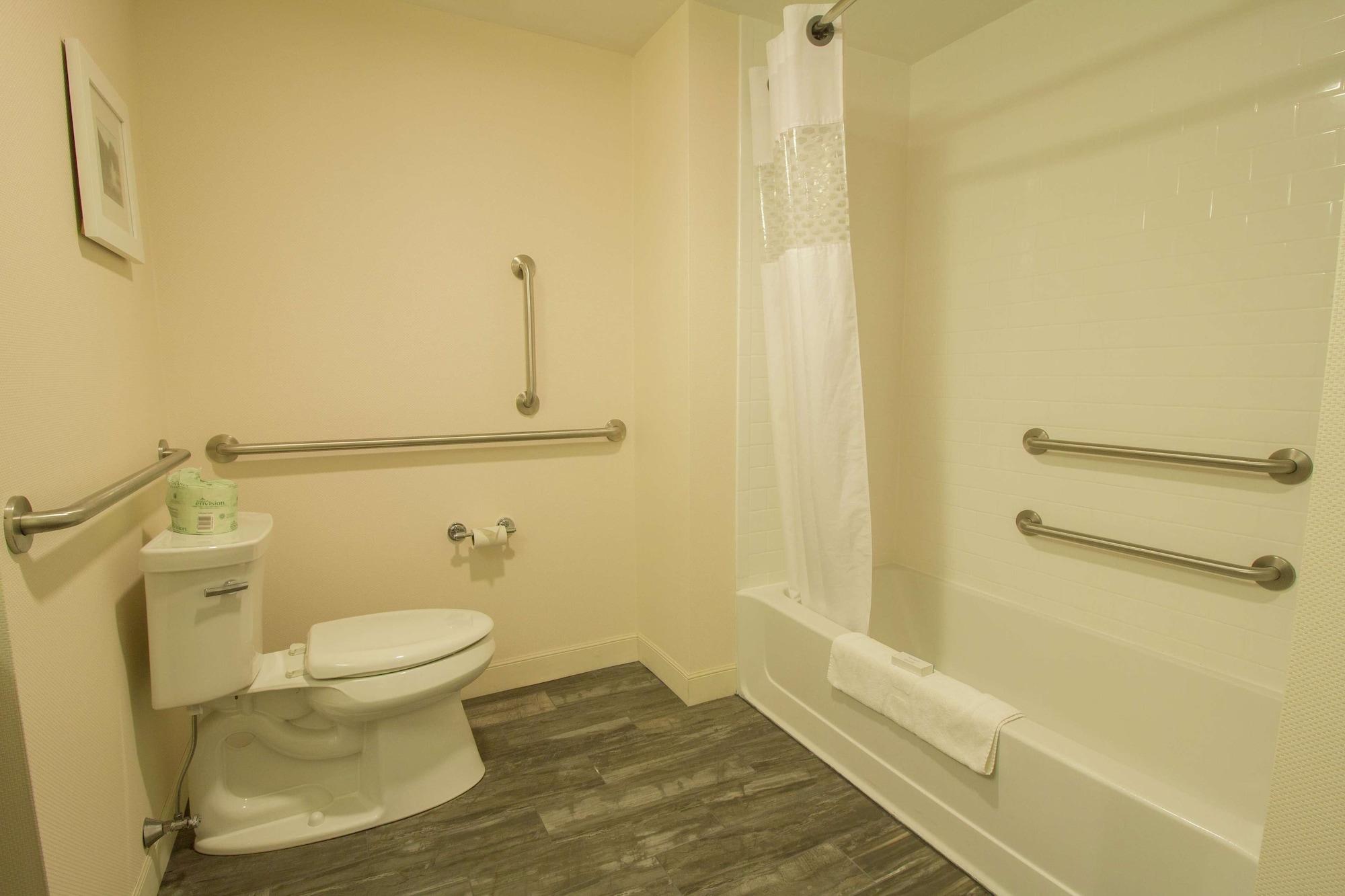 Hampton Inn & Suites Cazenovia, Ny Dış mekan fotoğraf